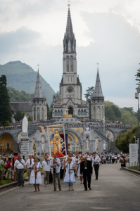 Lourdes10